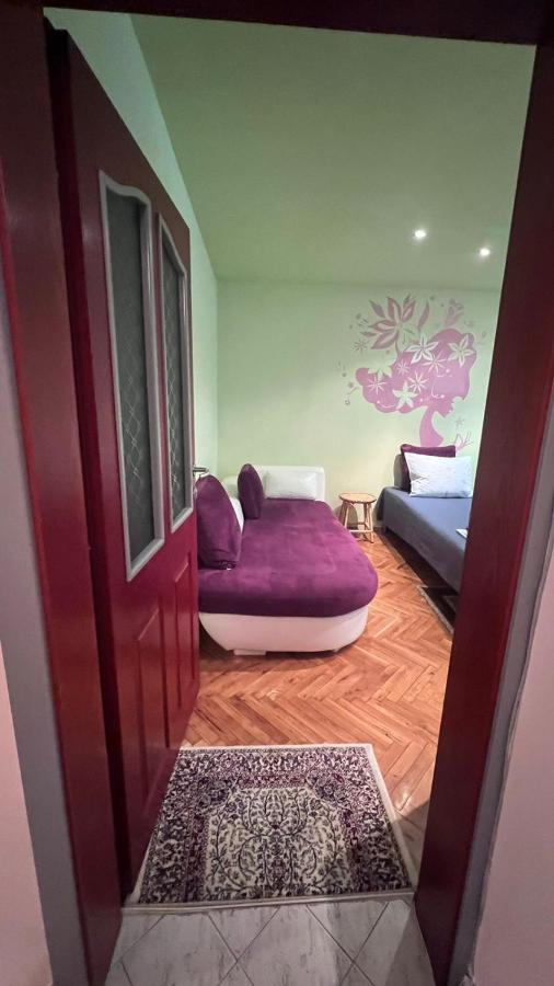 Сладкият Кът На Радост Lejlighed Burgas City Eksteriør billede